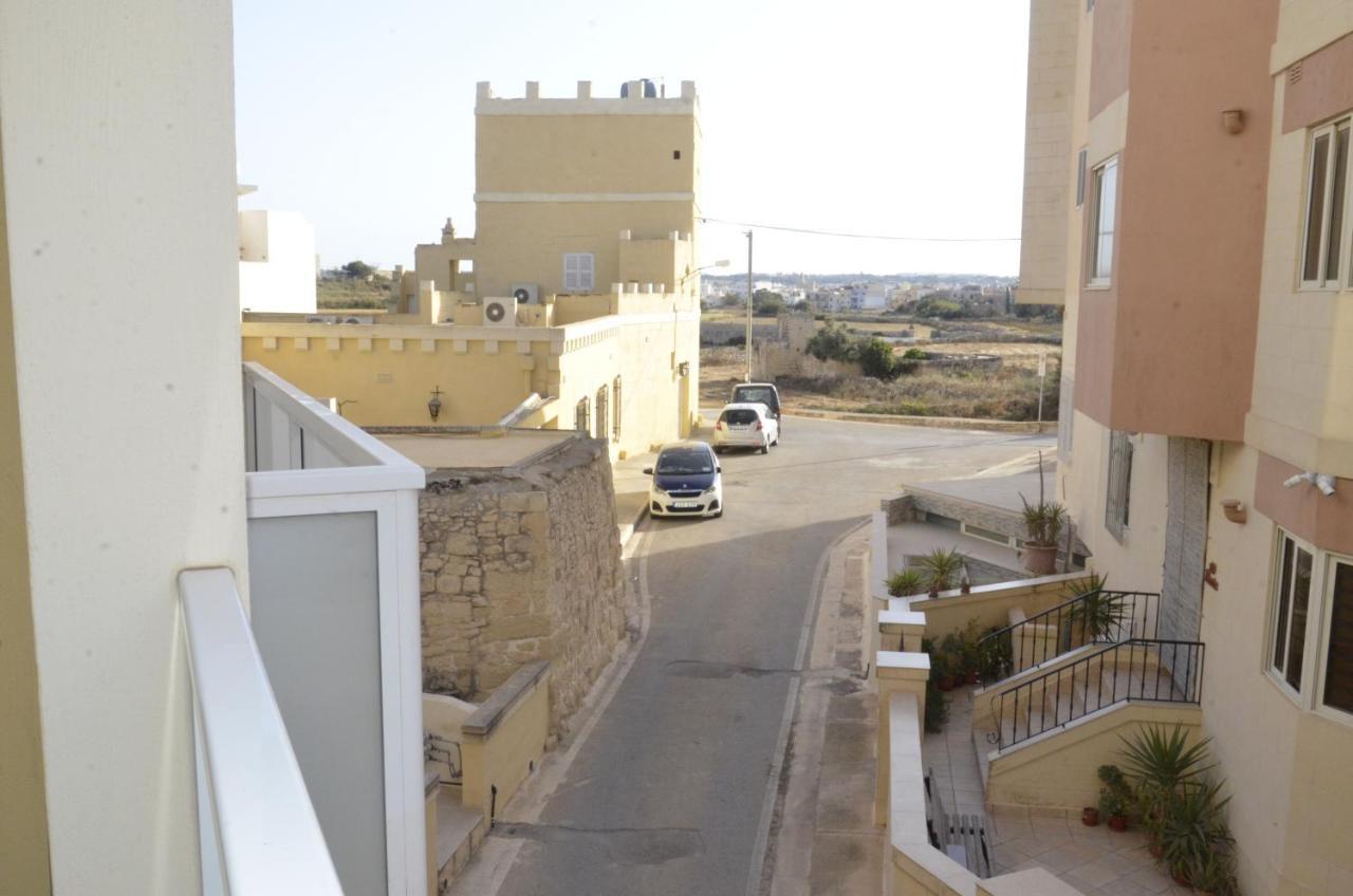 Lorenza Letting Apartment مرسلوك المظهر الخارجي الصورة