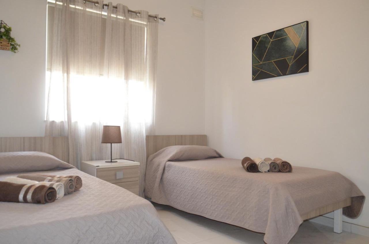 Lorenza Letting Apartment مرسلوك المظهر الخارجي الصورة