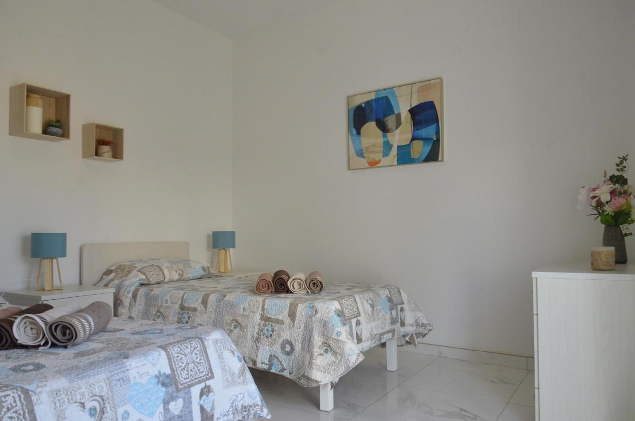 Lorenza Letting Apartment مرسلوك المظهر الخارجي الصورة