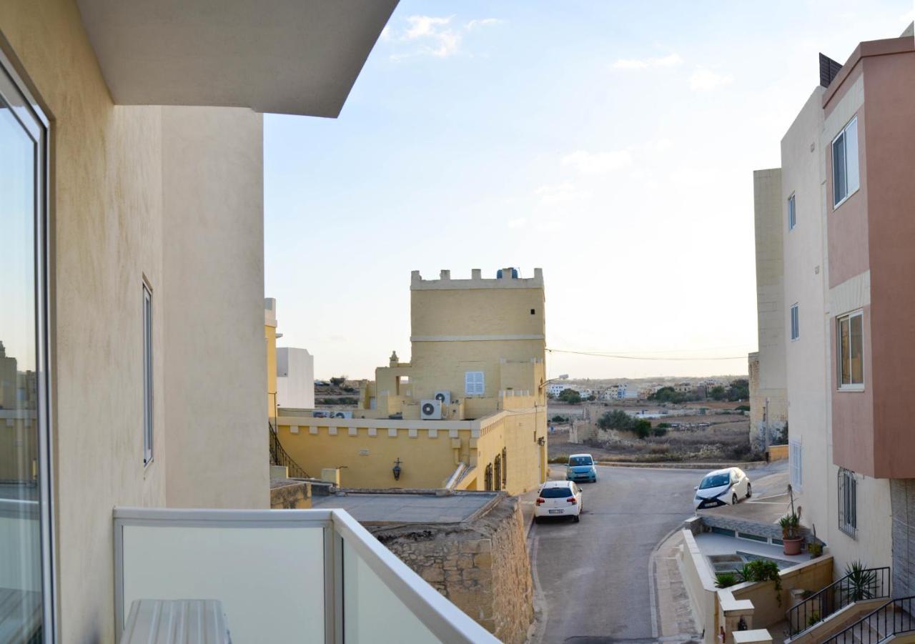 Lorenza Letting Apartment مرسلوك المظهر الخارجي الصورة